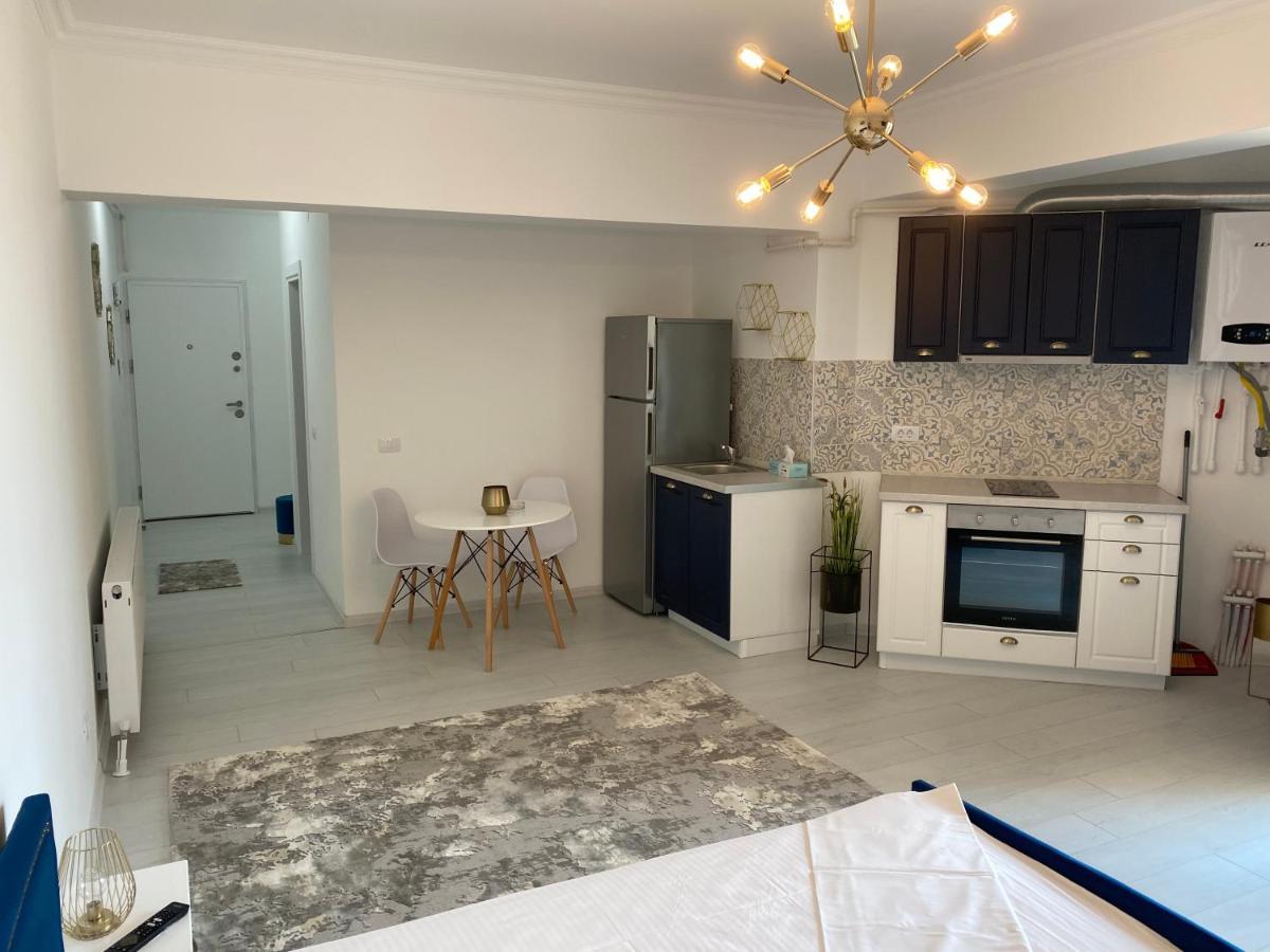 Apartament Luxury Solid Butoaie *