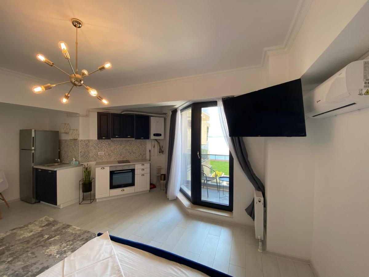 Luxury Solid Butoaie Apartament Mamaia
