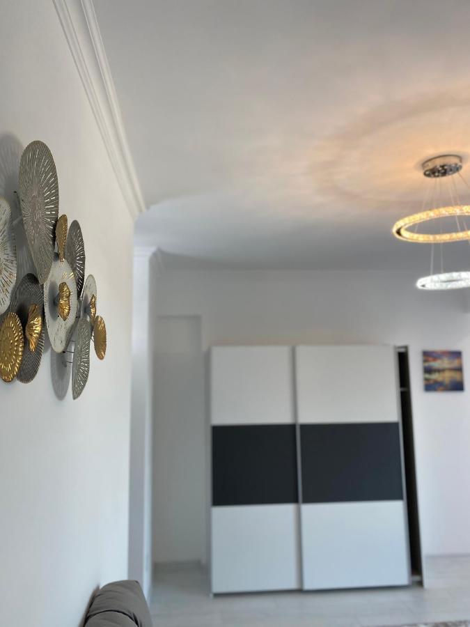 Luxury Solid Butoaie Apartament *