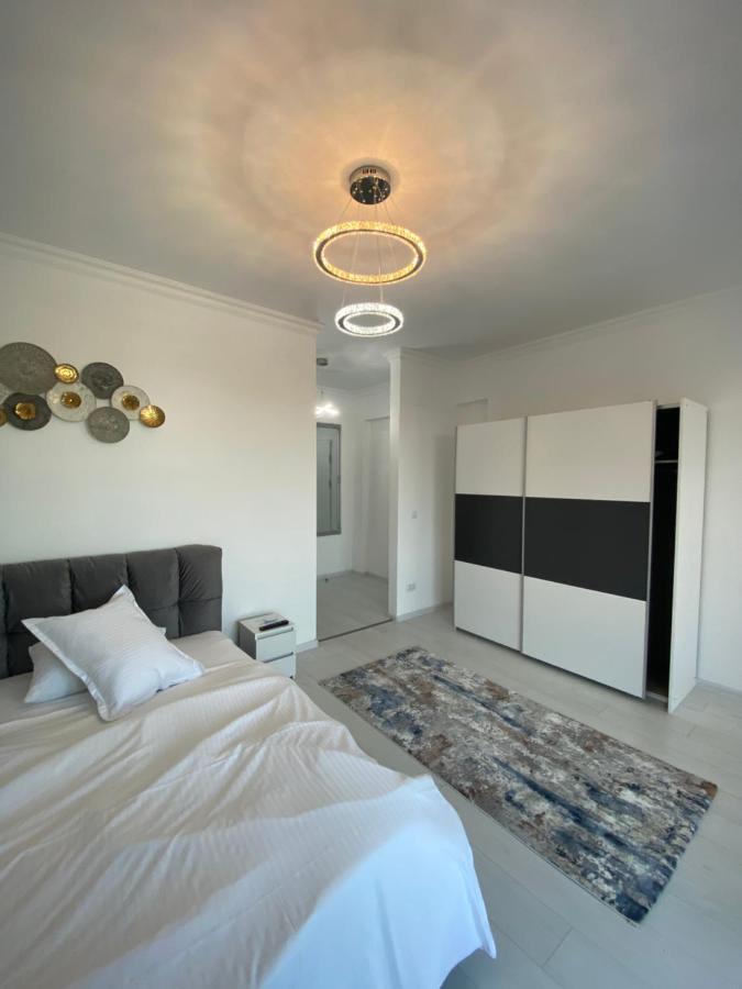 Luxury Solid Butoaie Mamaia